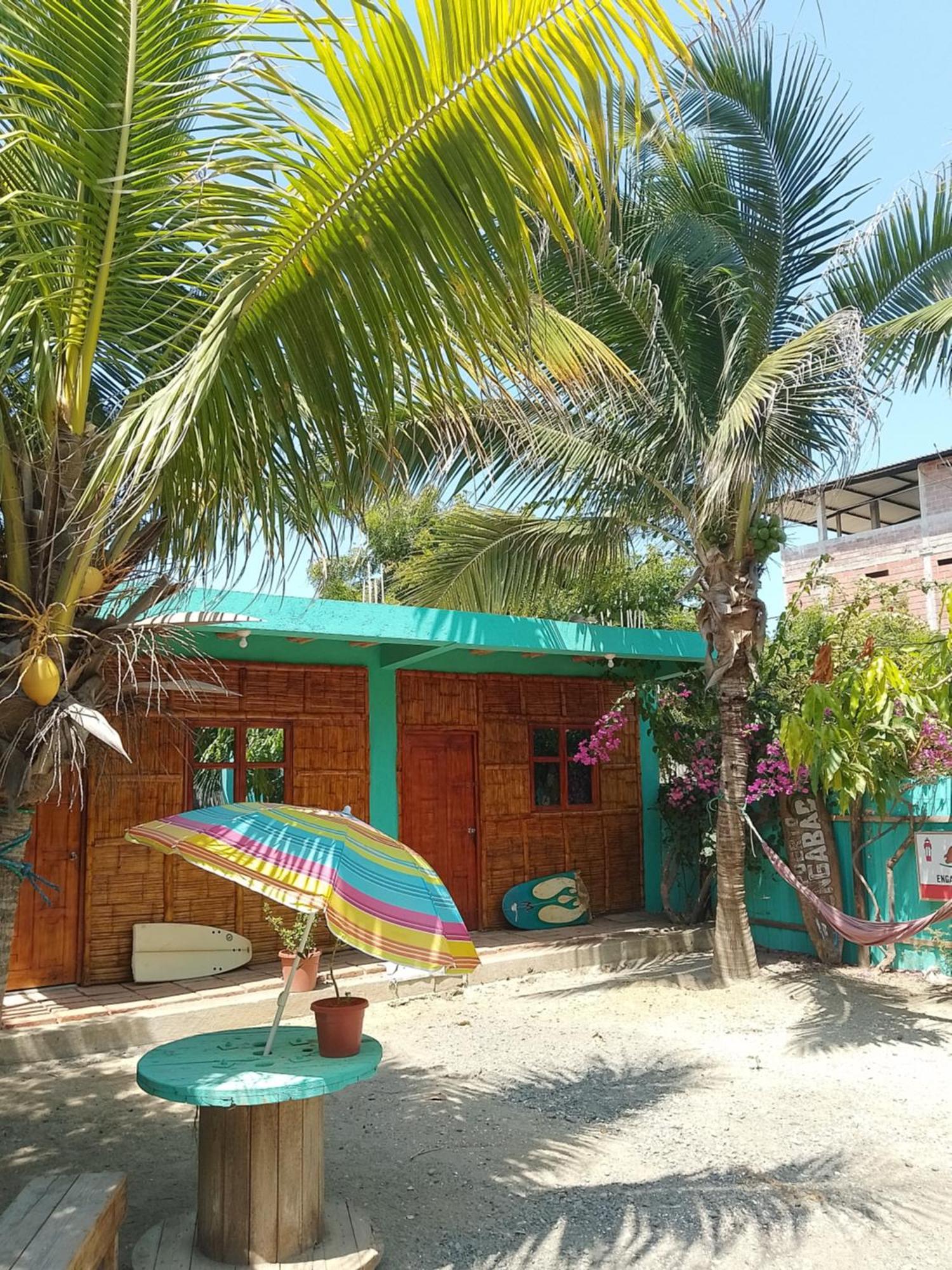 Hostal Puerto Engabao "El Surf Shelter" 외부 사진