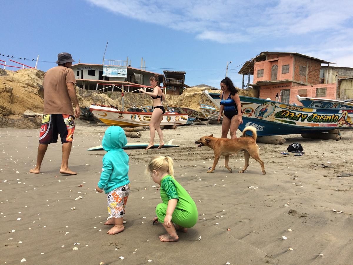 Hostal Puerto Engabao "El Surf Shelter" 외부 사진