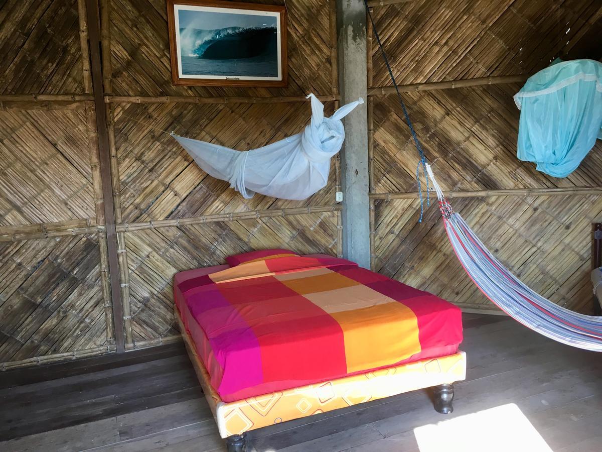 Hostal Puerto Engabao "El Surf Shelter" 외부 사진